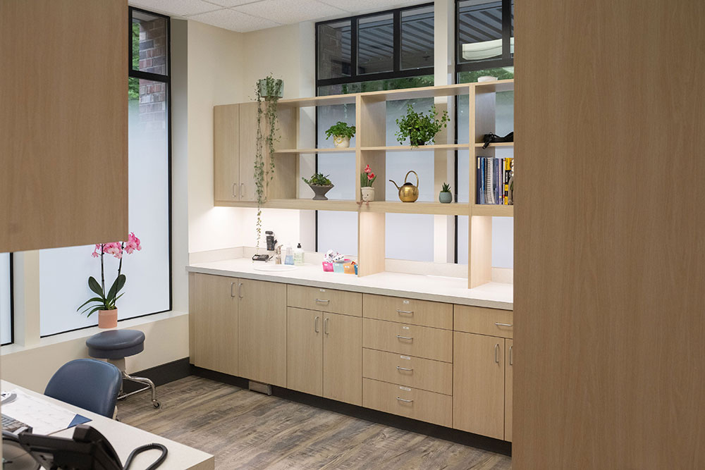 Clean surgical equipment storage room